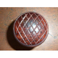 butons in wood damier
