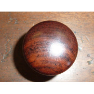 butons in wood simple