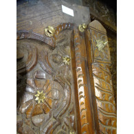 Old house doors in the shape of an arch carved in 135x255 cm