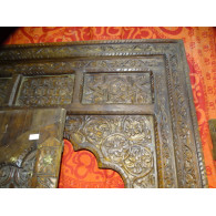 Old house doors in the shape of an arch carved in 135x255 cm