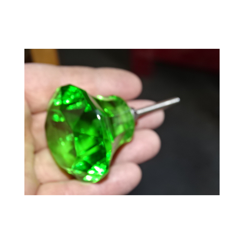 DIAMANT förmiger Glasknopf 50 mm grün