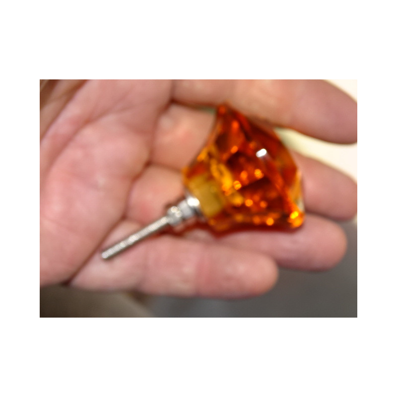 Bouton en verre en forme de DIAMANT 45 mm ambre