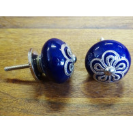 Poignée en porcelaine bleu outremer fleur en métal