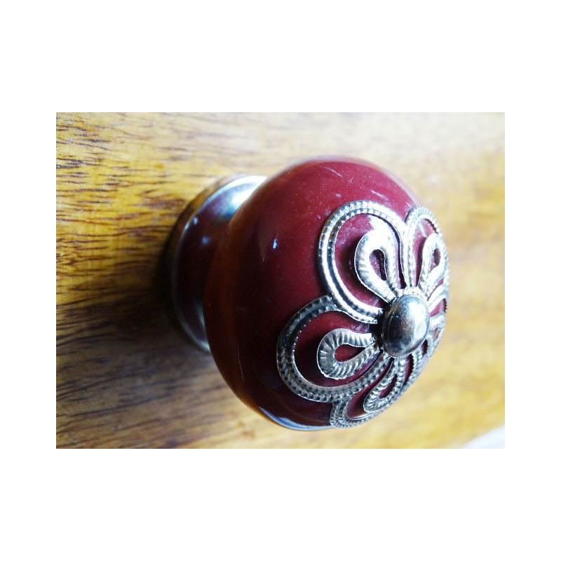 Metal handle flower bordeaux porcelain