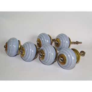 Lot de 6 boutons en porcelaine - Lot 70