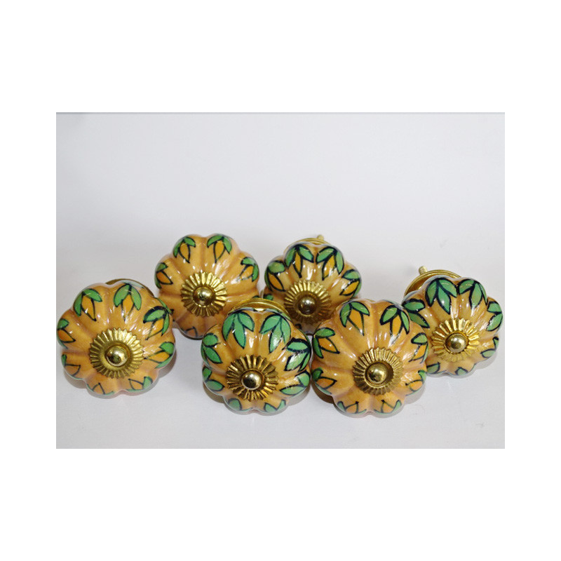 Lot de 6 boutons en porcelaine - Lot 51