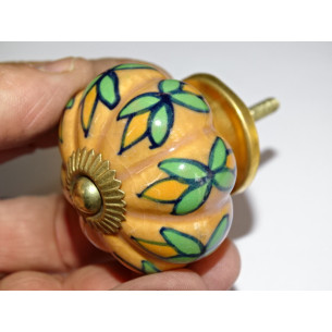 Lot de 6 boutons en porcelaine - Lot 51 2