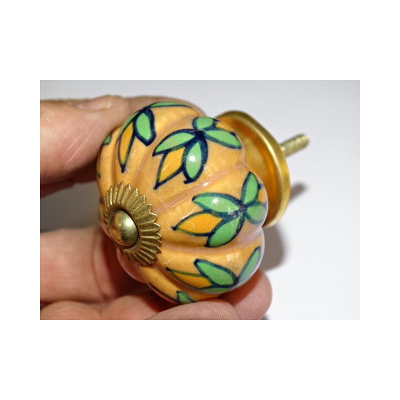 Lot de 6 boutons en porcelaine - Lot 51