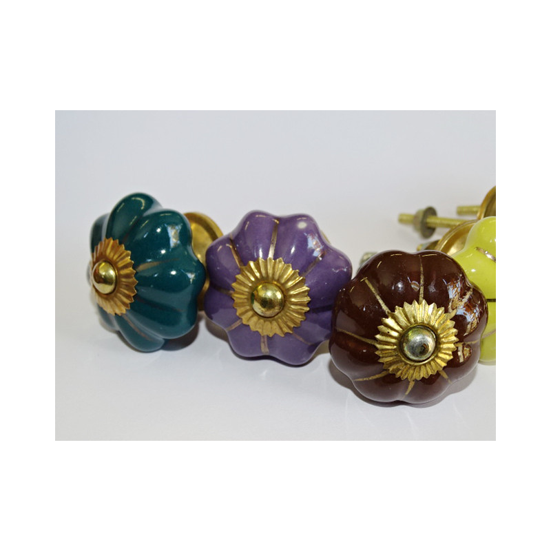 Lot de 6 boutons en porcelaine - Lot 42
