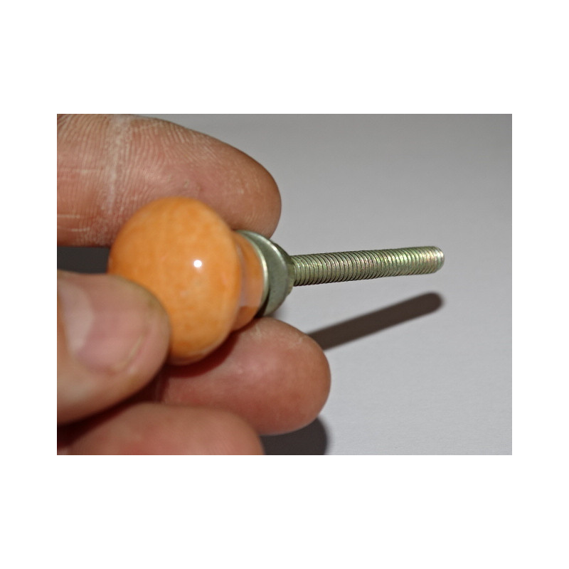 Piccola maniglia della mobilia di colore arancione