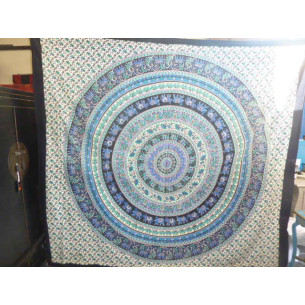 hanging round elephants blue black and vert