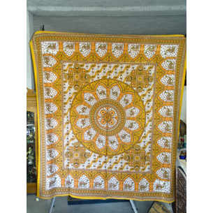 Colgando de naranja y marrón camello mosaico