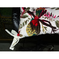 38x38 cm velvet chair cushions with birds of paradise - white