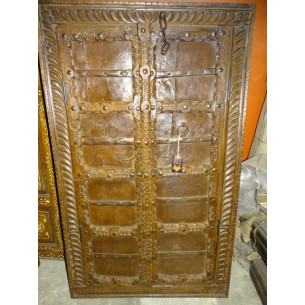 Petite portes ancienne de placard plaquée avec du metal - 1