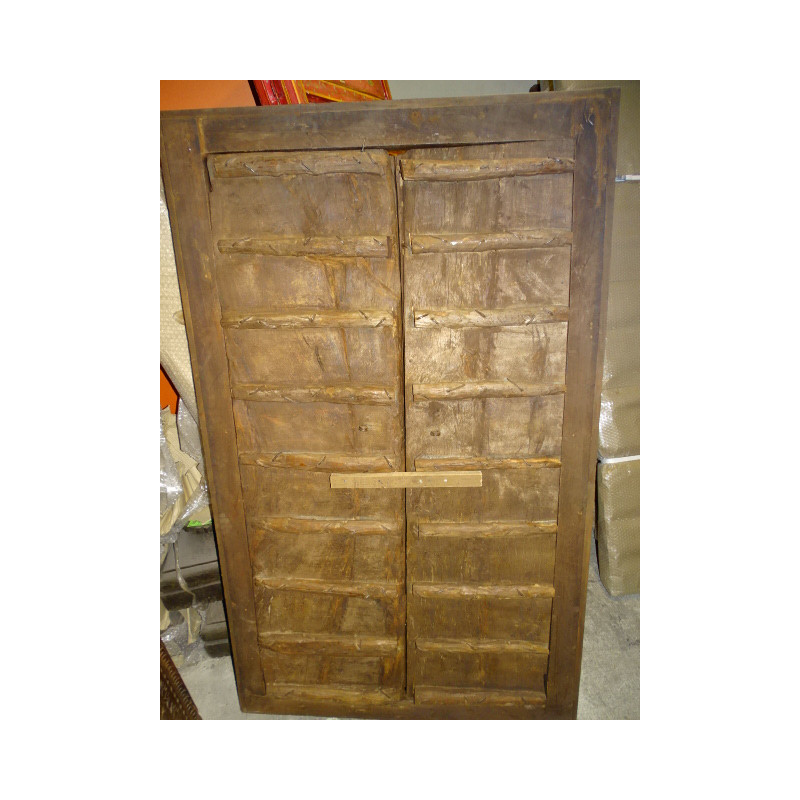 Petite portes ancienne de placard plaquée avec...