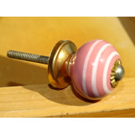 kleine Handvoll rosa linie weiß