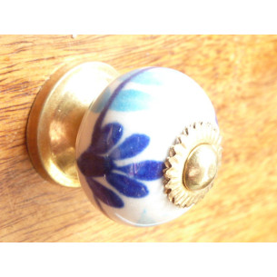 mini boutons feuillage deux bleus