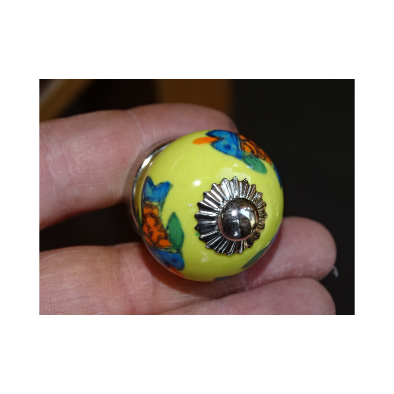 mini yellow ceramic buttons and 3 fish - silver