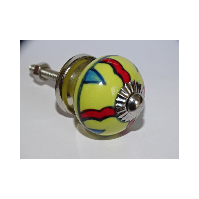 mini buttons in yellow ceramic and 4 red lines...