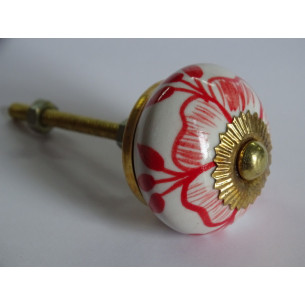 Manopole dei cassetti con fiori disegnati in rosso