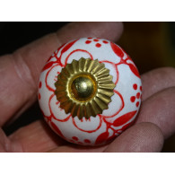 Manija del cajón de flores de porcelana y helechos rojos