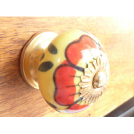 Poignée jaune coquelicot rouge