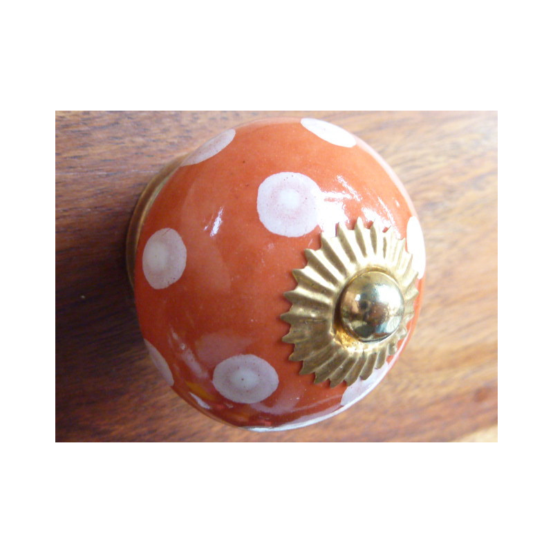 butons orange pitch white dor