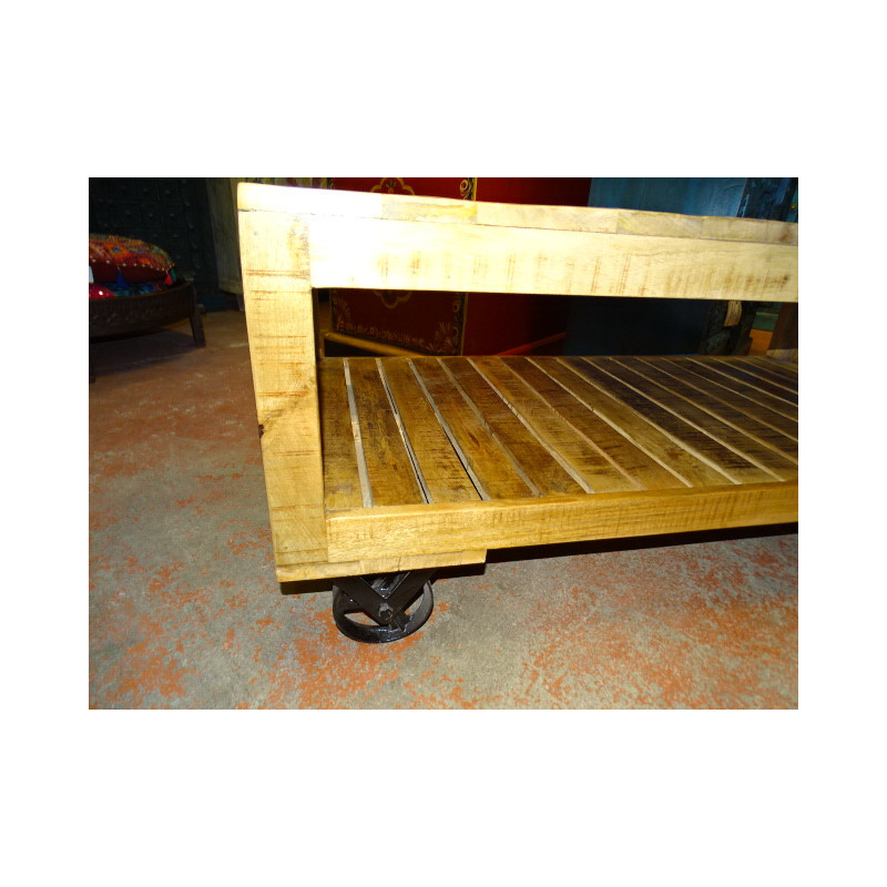 Tavolino con struttura in teak riciclato...