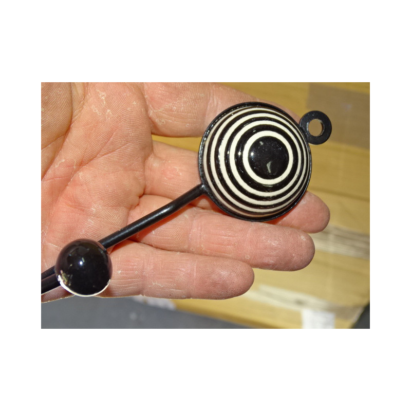 patère porte manteau ronde de couleur noire...