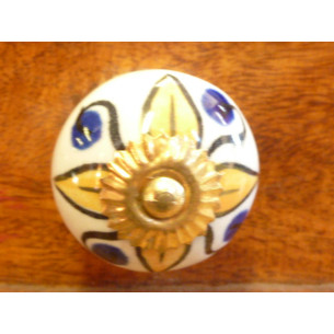 Boutons en porcelaine 4 pétales jaunes 2