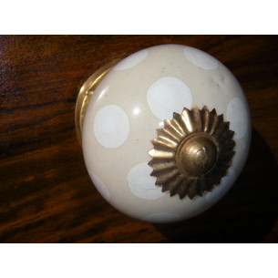 Porcelain knobs pitch écru