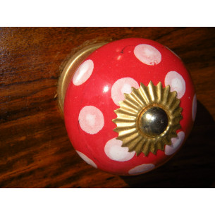 Porcelain knobs pitch vermillon