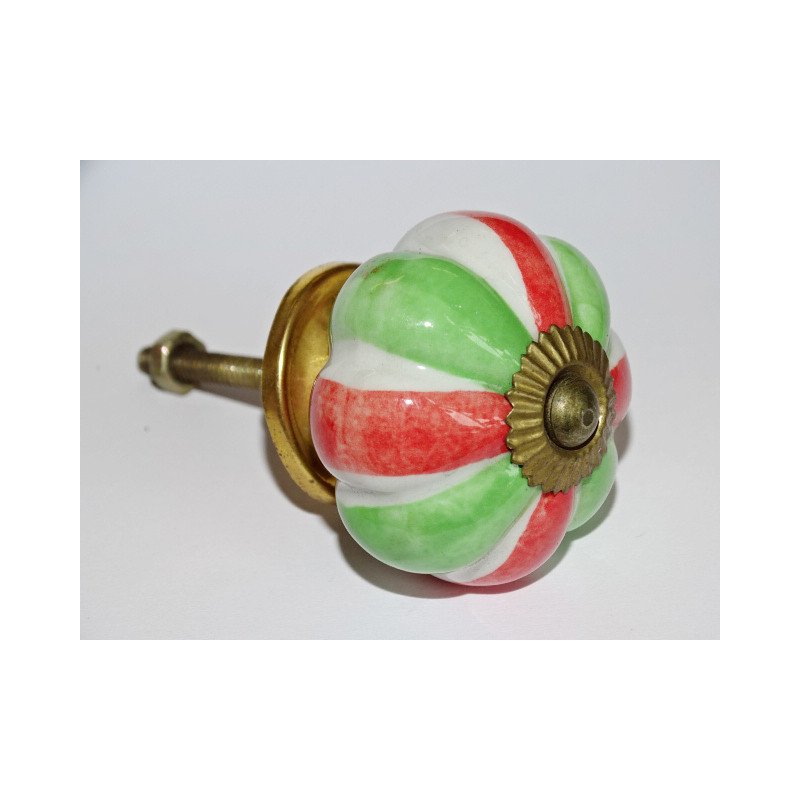 Pulsanti di zucca Marshmallow verde e rosso