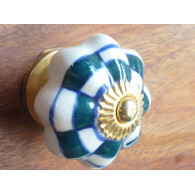 Boutons porcelaine damier vert