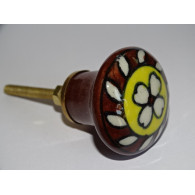 bouton en porcelaine marron et jaune avec fleur blanche